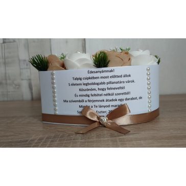 Szülőköszöntő ajándék esküvőre tea
