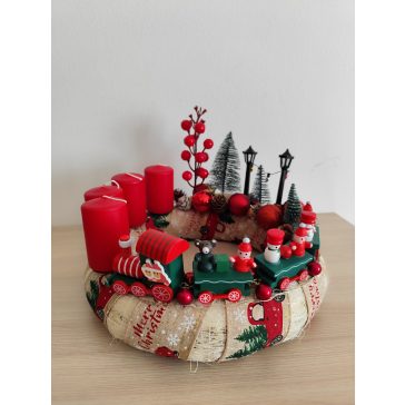 Adventi koszorú fa vonatos