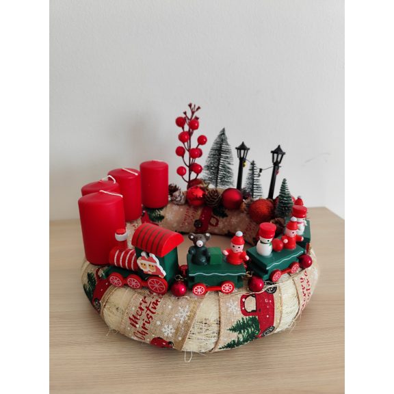 Adventi koszorú fa vonatos
